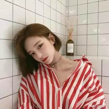在星光掩映下